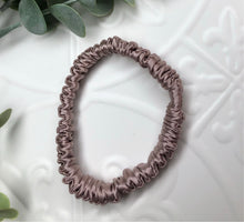 Load image into Gallery viewer, Luxury Mulberry Silk hair scrunchies - Purple