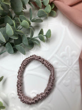 Load image into Gallery viewer, Luxury Mulberry Silk hair scrunchies - Purple