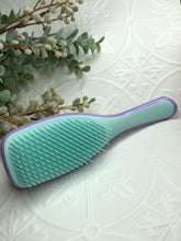 Load image into Gallery viewer, Detangling Hair Brush - Purple and Mint
