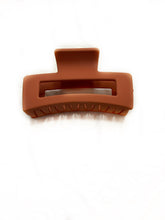 Load image into Gallery viewer, Stella Hair clip - Terracotta
