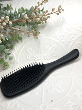 Load image into Gallery viewer, Detangling Hair Brush -Black
