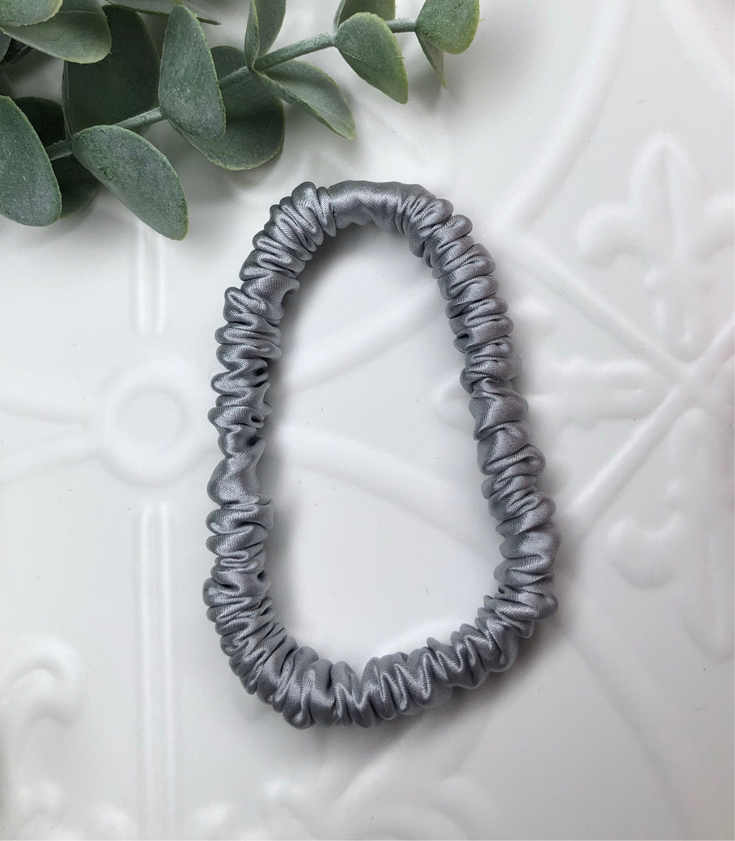 Luxury Mulberry Silk hair scrunchies - Grey